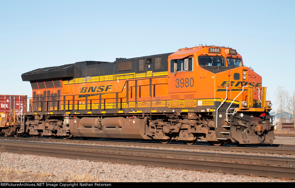 BNSF 3980